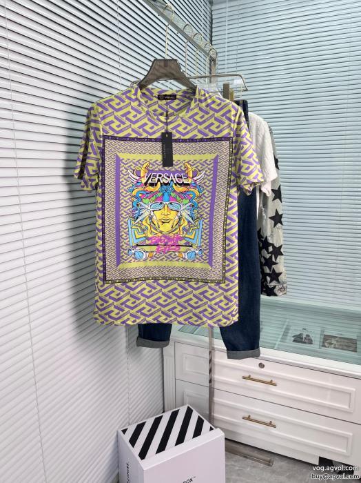 ブランド 品 スーパー コピーVERSACE半袖Tシャツ2023年新作通販自分へのご褒美_0_1