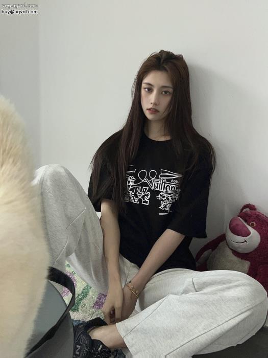ブランド 偽物半袖Tシャツルイ ヴィトン奥行きのある限定生産品_0_2