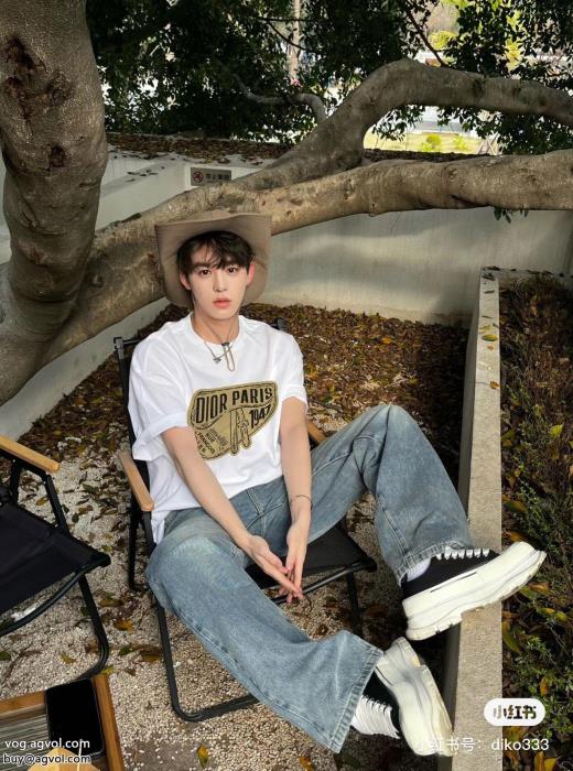 DIORコピー ブランド 優良北欧ブランド話題の新作到着半袖Tシャツ_0_1