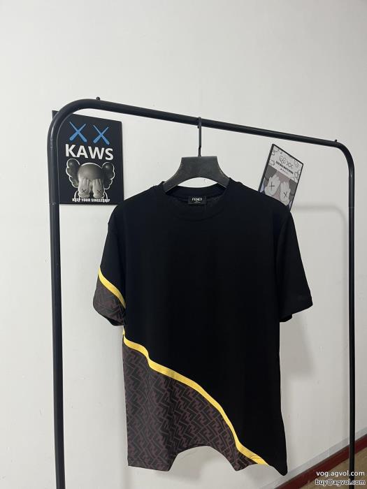 限定生産品2023年2023のトレンドの動向半袖Tシャツブランド レプリカFENDI_0_0