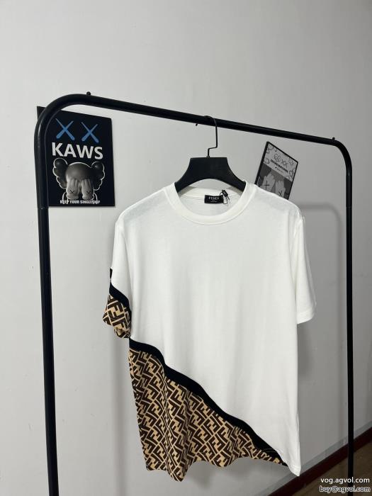 限定生産品2023年2023のトレンドの動向半袖Tシャツブランド レプリカFENDI_0_1