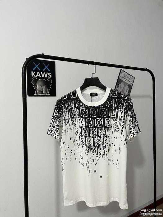 コピー 商品 販売フェンディ半袖Tシャツ洗練された印象オシャレ上級者に_0_2