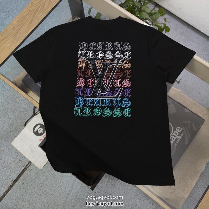 クロムハーツ半袖Tシャツ夏の暑い日にも快適に海外セレブが注目アイテムブランド 激安_0_3