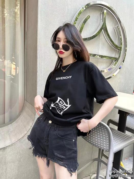 ジバンシーブランド 激安半袖Tシャツ23AWの最新アイテム個性的なスタイリング_0_1
