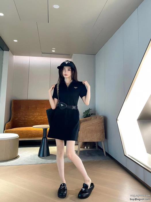PRADA2023季節限定今シーズン新作ブランド アクセサリー 激安ワンピース_0_3