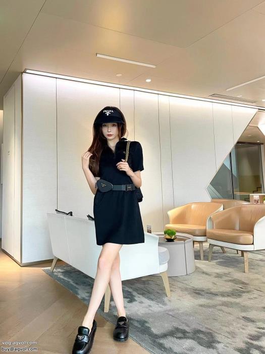 PRADA2023季節限定今シーズン新作ブランド アクセサリー 激安ワンピース_0_4