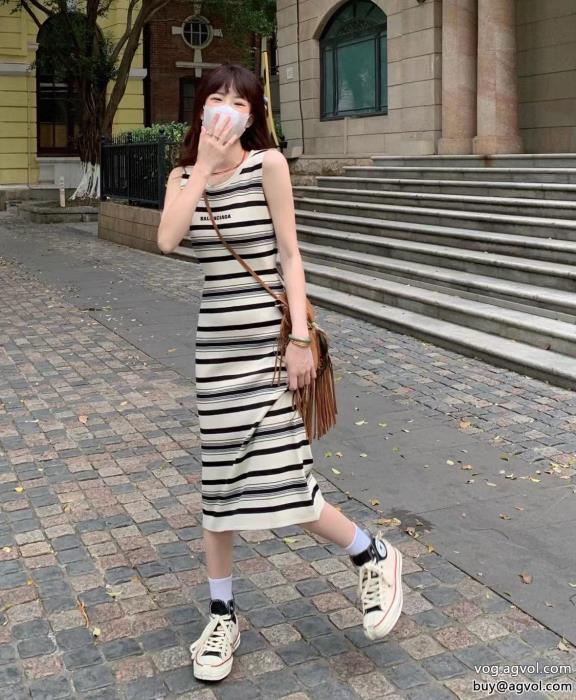 コピー 品 ブランド華やかムードを演出して夏の大人カジュアルワンピースbalenciaga_0_2