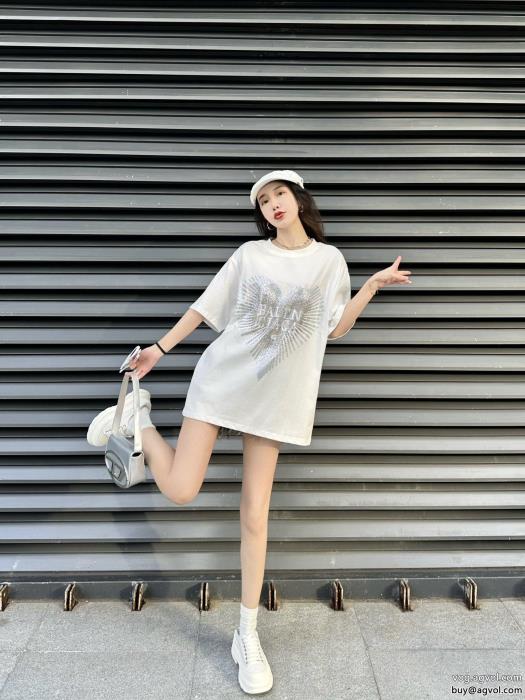 半袖Tシャツ上品で優しい雰囲気に定番人気商品ブランド コピー 販売バレンシアガ_0_2
