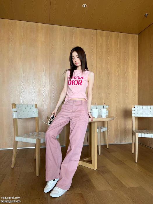 ブランド 偽物 激安オシャレ度アップ2023らしい華やか半袖Tシャツディオール_0_2