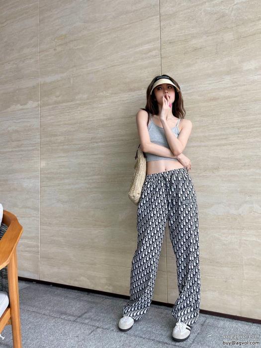 1年中活躍する2023に使えるおすすめトップスブランド 偽物スラックスDIOR_0_0