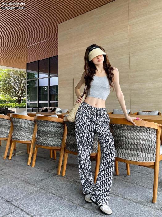 1年中活躍する2023に使えるおすすめトップスブランド 偽物スラックスDIOR_0_4
