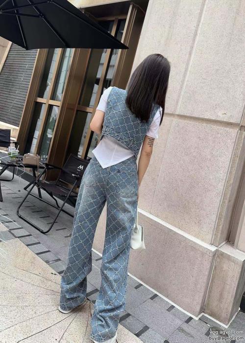 偽 ブランド 通販夏らしい爽やかさ今年売れた人気のスタイルセットCELINE_0_0