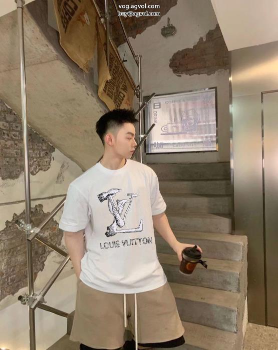 半袖Tシャツ偽物 ブランド今年も人気大人感漂う2023新作LOUIS VUITTON_0_1