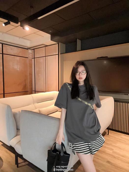 CH激安 通販 専門半袖Tシャツモード感の高い見つけてほしい一品_0_1