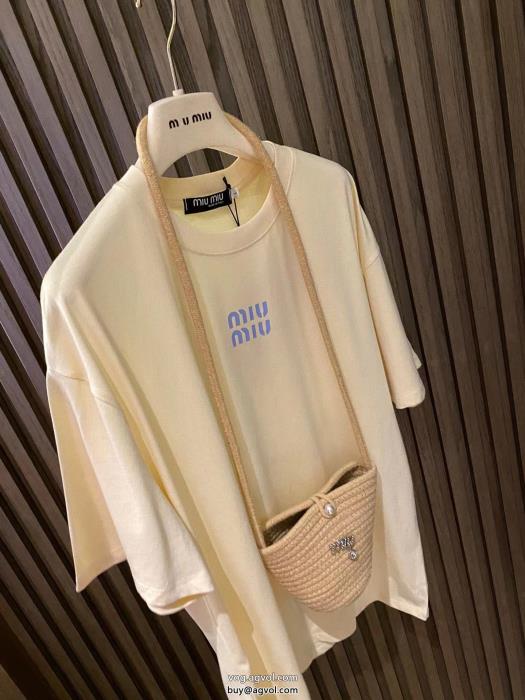 偽物 ブランド 販売気になるアイテム人気大人っぽく仕上げミュウミュウ半袖Tシャツ_0_4