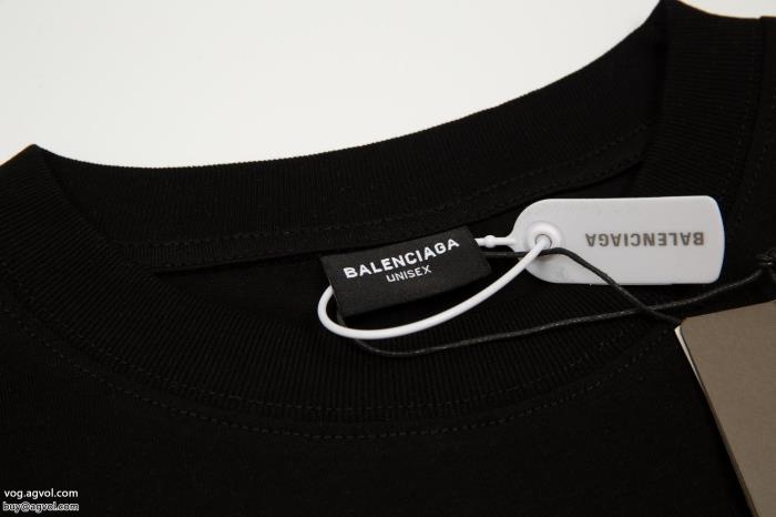 balenciagaスーパー コピー 品半袖Tシャツセレブや芸能人からも愛用爽やかさ_0_1