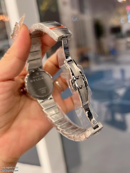 コピー ブランド 販売BVLGARI腕時計上品な印象に格上げブラッシュアップして華やかに_0_3