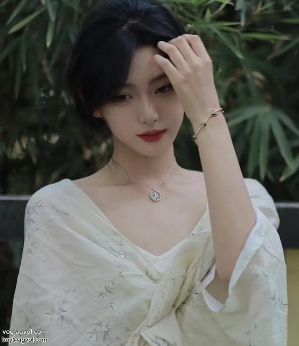 万能アイテム美し過ぎるSWAROVSKIスーパー コピー 安心 腕輪_0_1