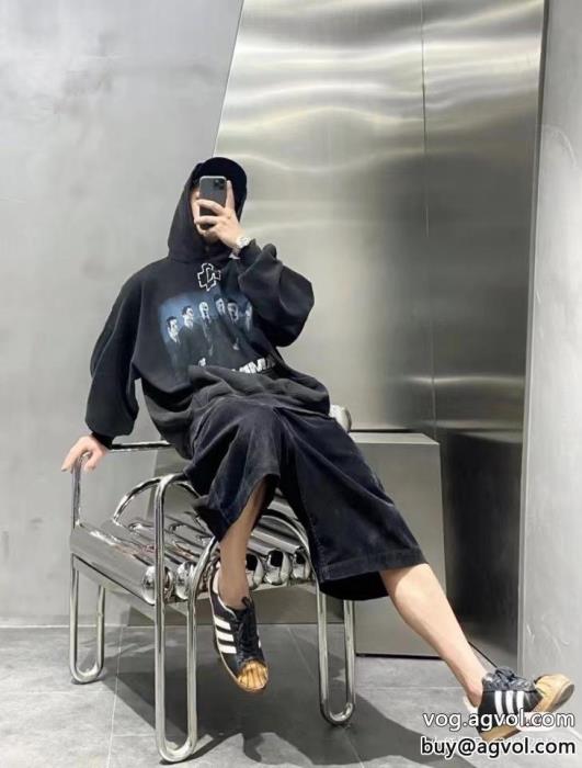 新作限定華やかキュート大人っぽいデザイン偽 ブランドパーカーbalenciaga_0_1