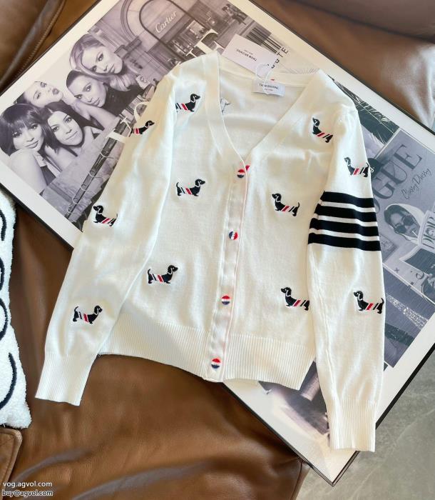 偽物 ブランド 激安コート魅力的な新作絶大な人気を誇るTHOM BROWNE_0_0
