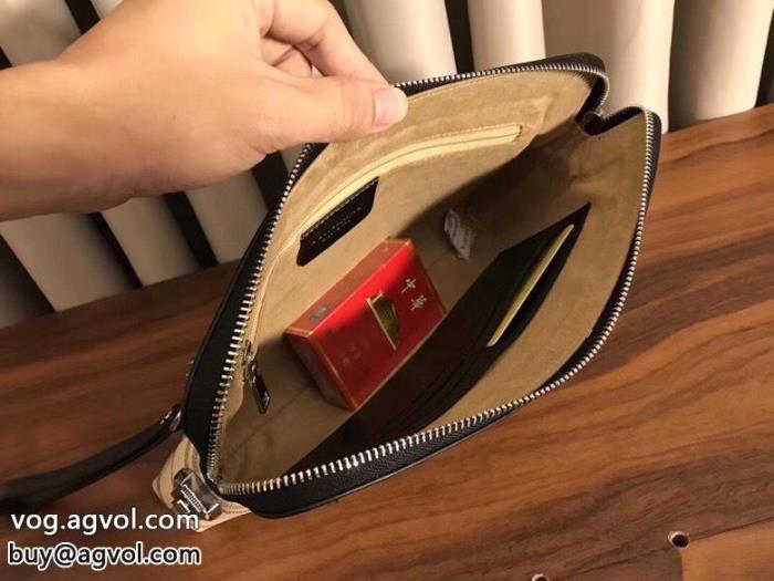 ブランド 偽物 激安先行入手やっと見つけた国内即発バッグBURBERRY_0_4