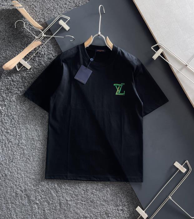 夏らしく爽やかな印象人気☆夏にお勧め半袖Tシャツルイ ヴィトンブランド コピー 販売 _0_1