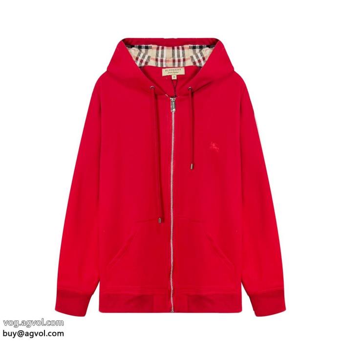 ブランド 品 コピーコートBURBERRY意外と相性がいい今年の夏は着こなし_0_0