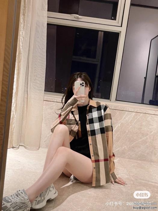 長袖シャツブランド コピー 専門BURBERRY爽やかな色合いお洒落スタイル_0_2