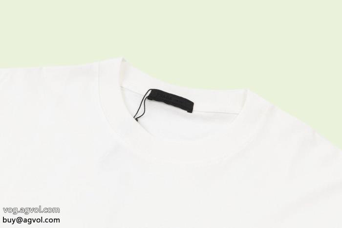 プラダコピー 通販夏に最強アイテム通年使えるアイテム半袖Tシャツ_0_2