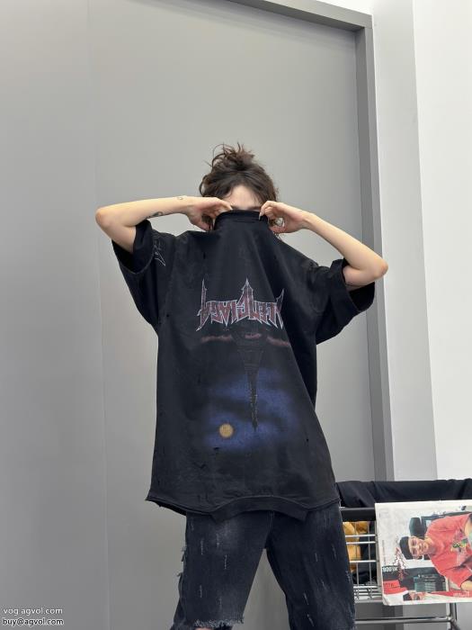 バレンシアガ期間限定セール著名人の着用半袖Tシャツブランド スーパー コピー 優良_0_1