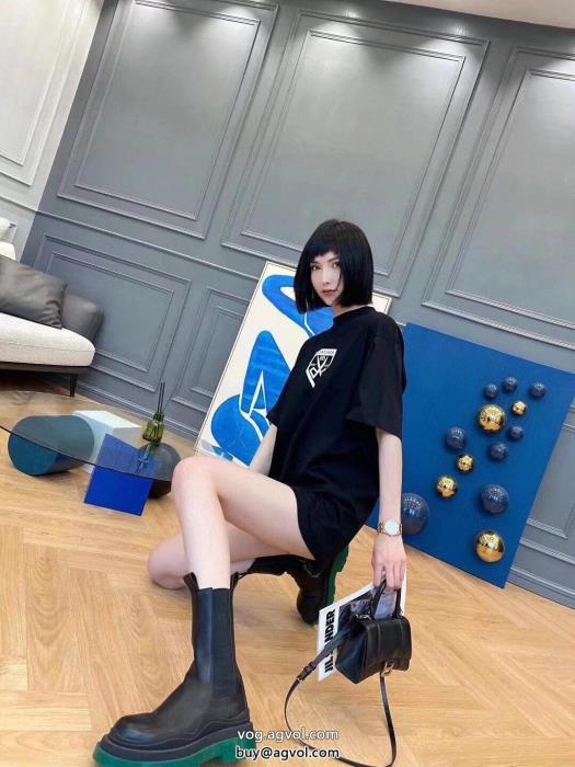 半袖Tシャツ存在感大ドレスアップ効果も抜群偽物 ブランド ショップbalenciaga_0_1