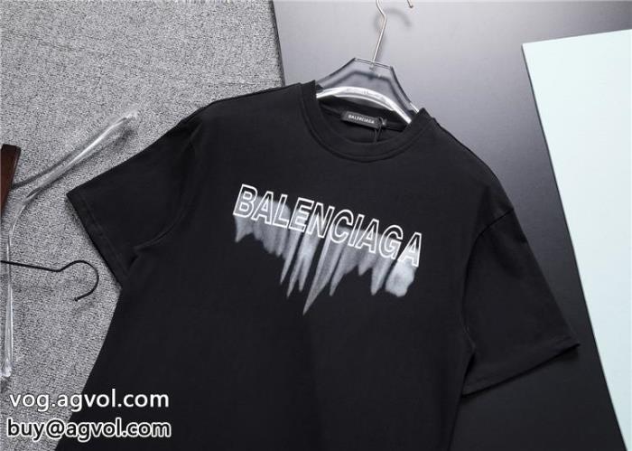 リラックススタイルが実現個性派さん半袖Tシャツバレンシアガブランド コピー_0_1