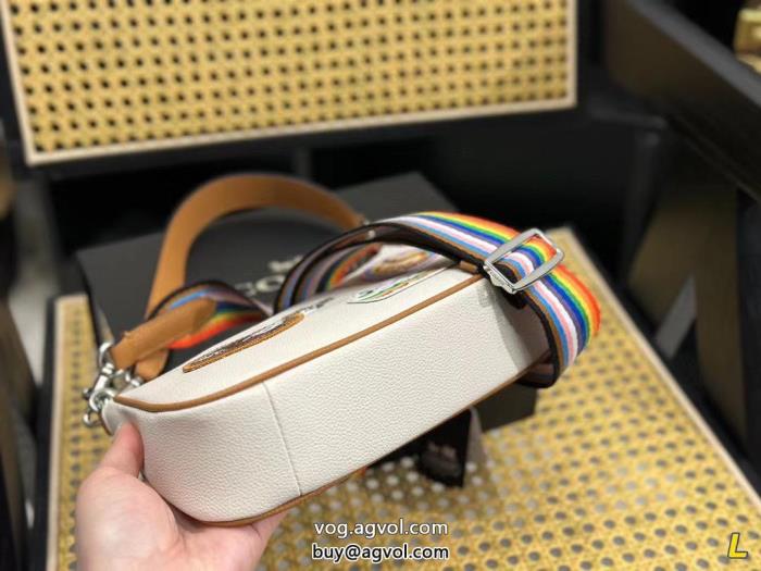 バッグスーパー コピー 販売COACHカワイイ雰囲気SS23カッコいい _0_4