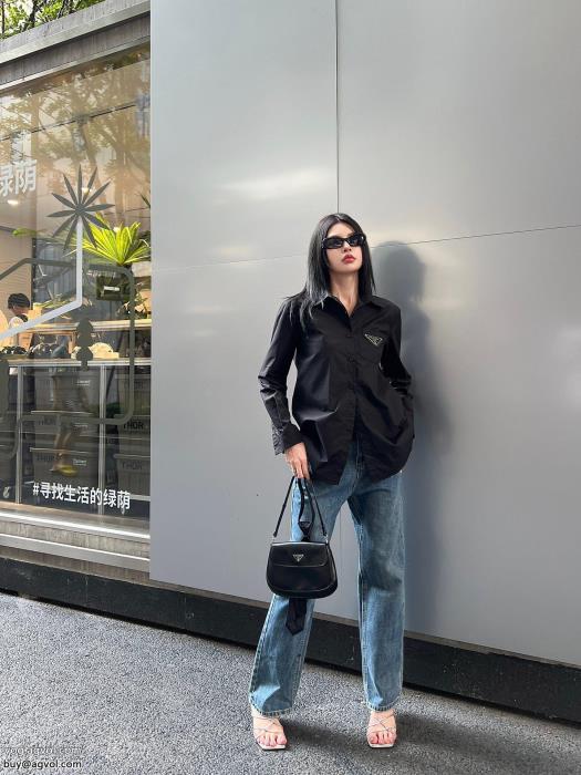 PRADA長袖シャツトレンドを追求した新作リラックスした雰囲気に偽 ブランド 購入_0_4