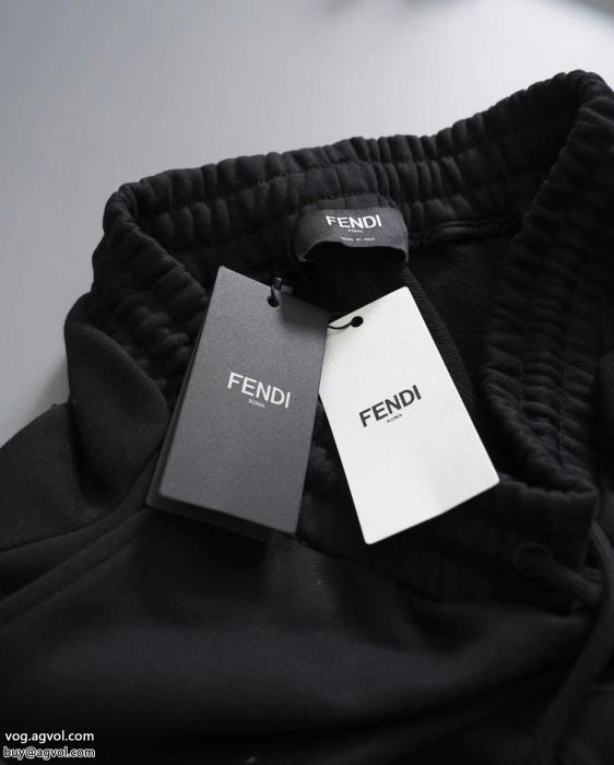 日本即完売予想2023のトレンドスラックス激安 ブランド 通販FENDI_0_1