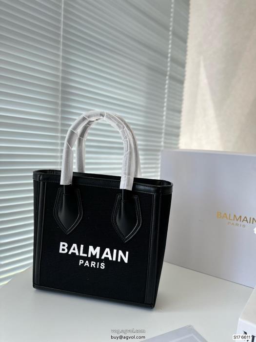 ブランド コピー ショップ個性的なスタイリングカジュアルな雰囲気がありバッグBALMAIN_0_4