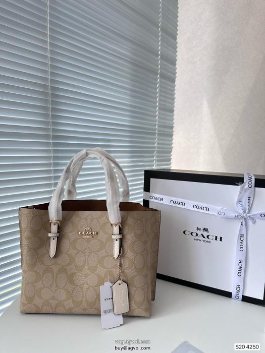 COACHスーパー コピー ブランドバッグ必見素敵お上品周りの視線を圧倒する新作_0_1