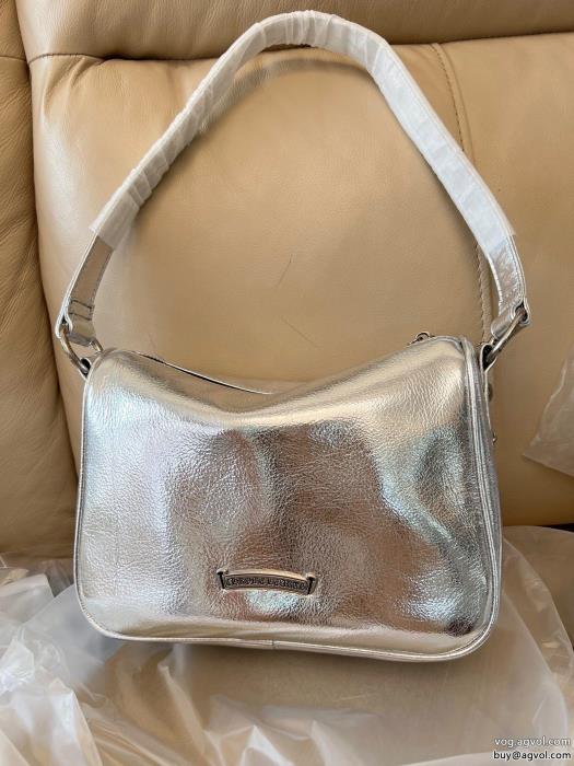 心惹かれるスタイルお買い得CHROME HEARTSブランド 通販 激安バッグ_0_1
