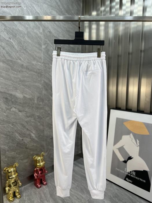 最新2023著名人の着用コピー ブランド 通販 安心セットPRADA_0_1