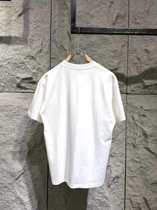 ロエベ偽 ブランド 販売半袖Tシャツ海外よりお届け　限定品トレンドスタイル_0_1