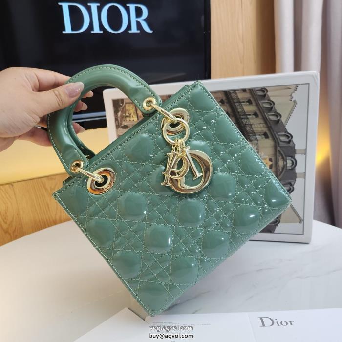 DIOR海外限定モデル 新作夏らしい品格が漂うバッグ偽 ブランド_0_3
