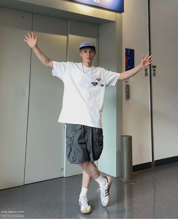 ルイ ヴィトンブランド スーパー コピー 通販人気☆夏にお勧め即完売半袖Tシャツ_0_3