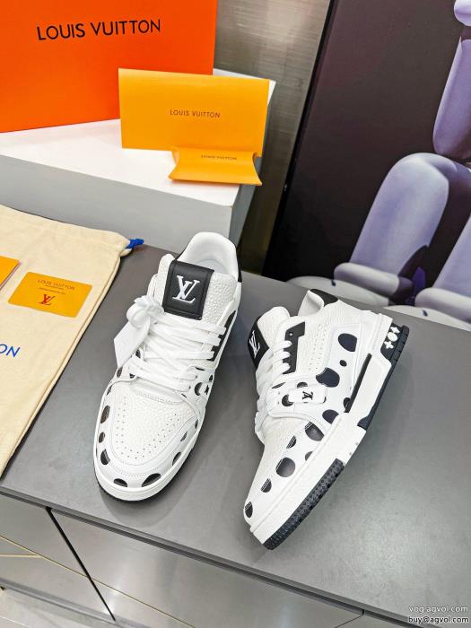 LOUIS VUITTON人気沸騰中！おしゃれ新品お早めにスニーカースーパー コピー 通販_0_2