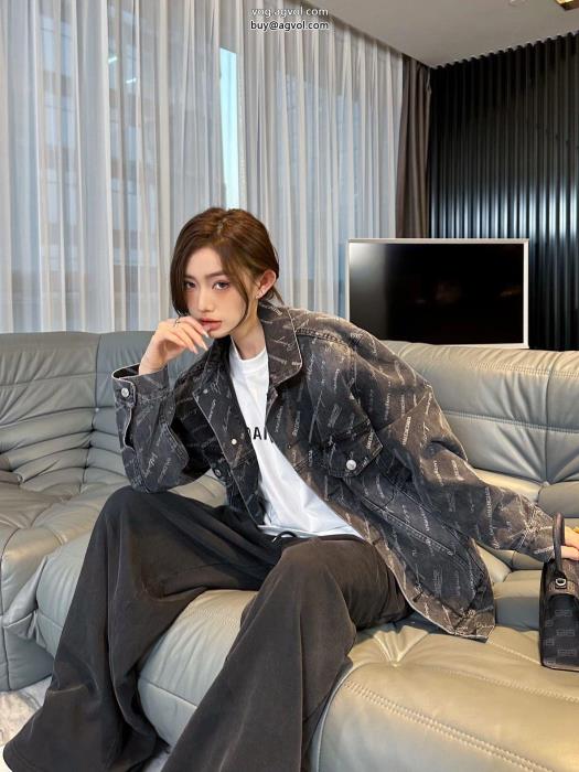 限定特大セール売切続出　ブランド スーパー コピー 優良コートbalenciaga_0_1