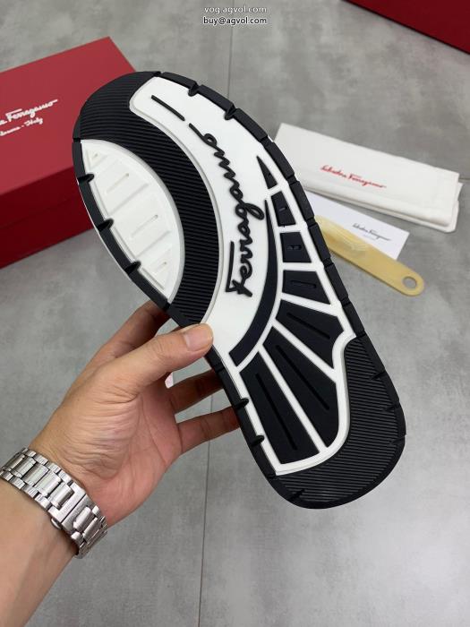 スニーカーFERRAGAMOブランド 偽物 通販たくさん歩く日にも大活躍売切れ必須_0_2