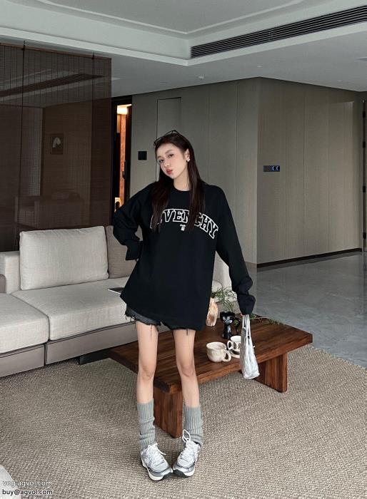 GIVENCHYブランド 激安最新で完売確実根強い人気定番商品長袖Tシャツ_0_0