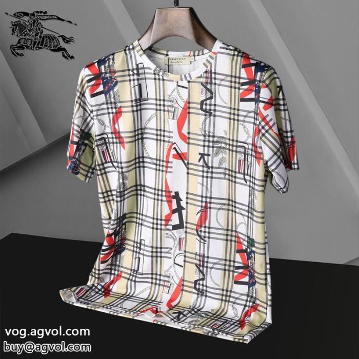 バーバリー偽 ブランド 半袖Tシャツ着回し力が抜群好印象な上品スタイル_0_2