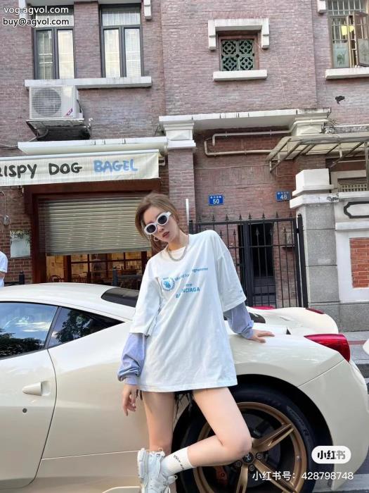 balenciagaスーパー コピー ブランド 通販2023のトレンドアイテム海外限定長袖Tシャツ_0_3