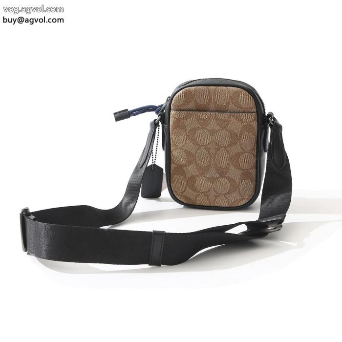 新作在庫希少合わせると明るい印象ブランド コピー 販売 バッグCOACH_0_2