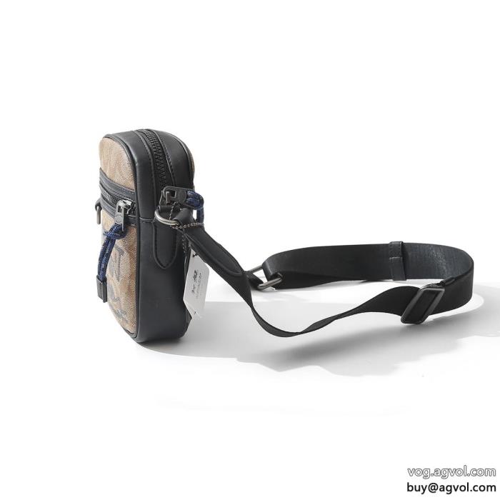 新作在庫希少合わせると明るい印象ブランド コピー 販売 バッグCOACH_0_3